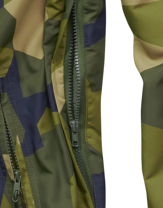 Мъжка лятна ветровка в зелен камуфлаж Brandit camo M90