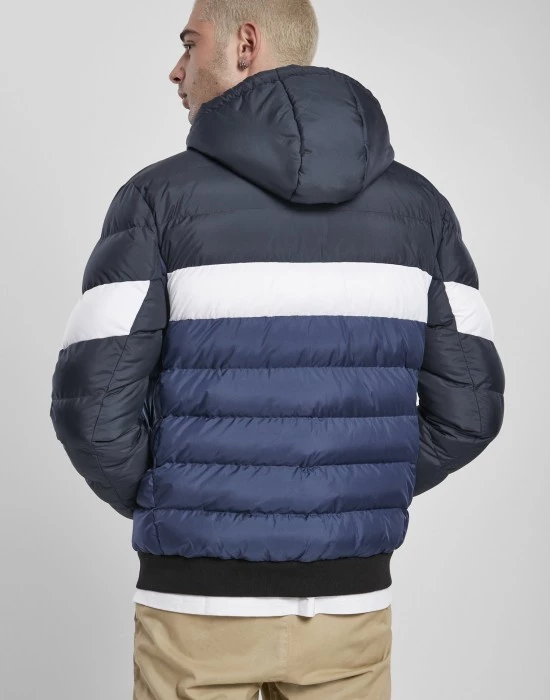 Мъжко яке в тъмносиньо от Urban Classics Colorblock Bubble, Urban Classics, Якета - Complex.bg