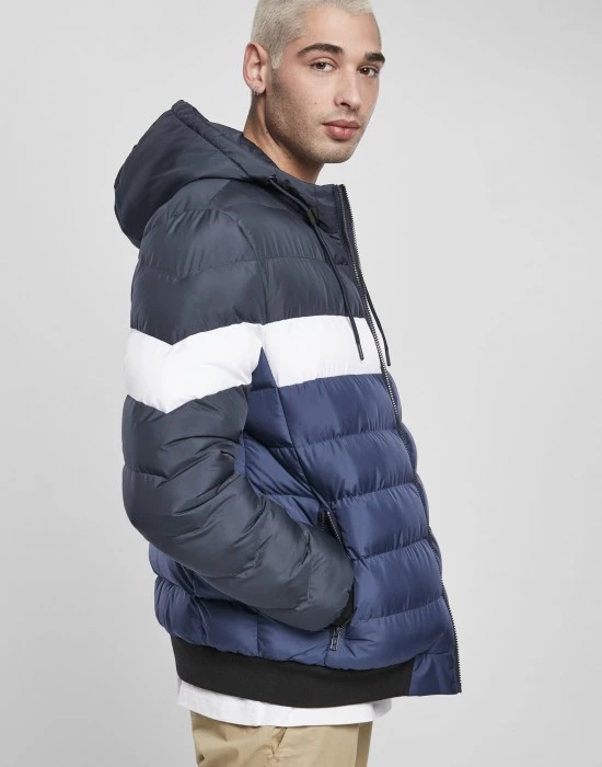Мъжко яке в тъмносиньо от Urban Classics Colorblock Bubble, Urban Classics, Якета - Complex.bg