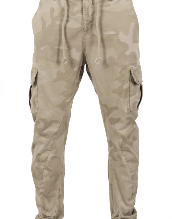 Мъжки камуфлажен карго панталон Urban Classics Sand Camo, Urban Classics, Панталони - Complex.bg