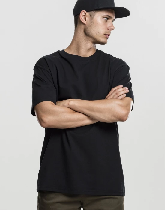 Мъжка тениска в черно Urban Classics Heavy Oversized, Urban Classics, Тениски - Complex.bg