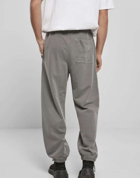 Мъжко долнище в сив цвят Urban Classics Overdyed, Urban Classics, Долнища - Complex.bg