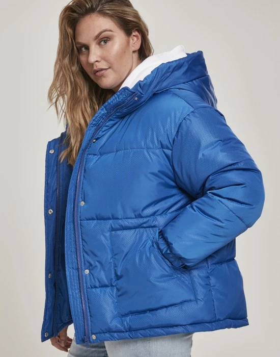 Дамско яке в синьо Urban Classics Ladies Oversized Hooded Puffer, Urban Classics, Якета - Complex.bg